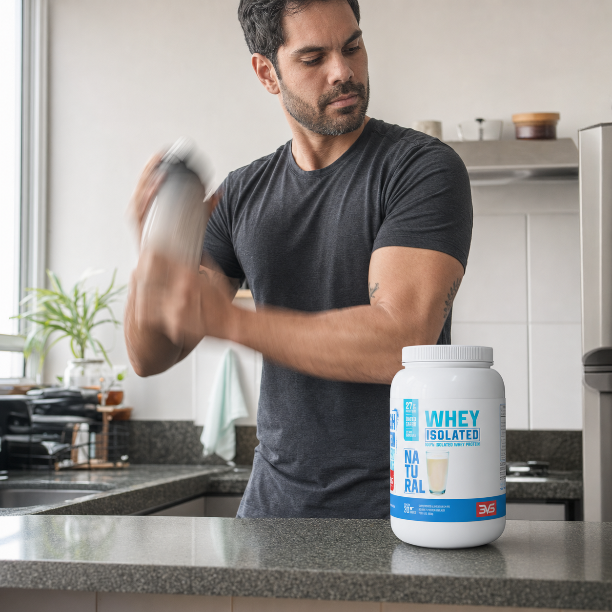 Whey Isolado 900g sabor Natural na rotina matinal
