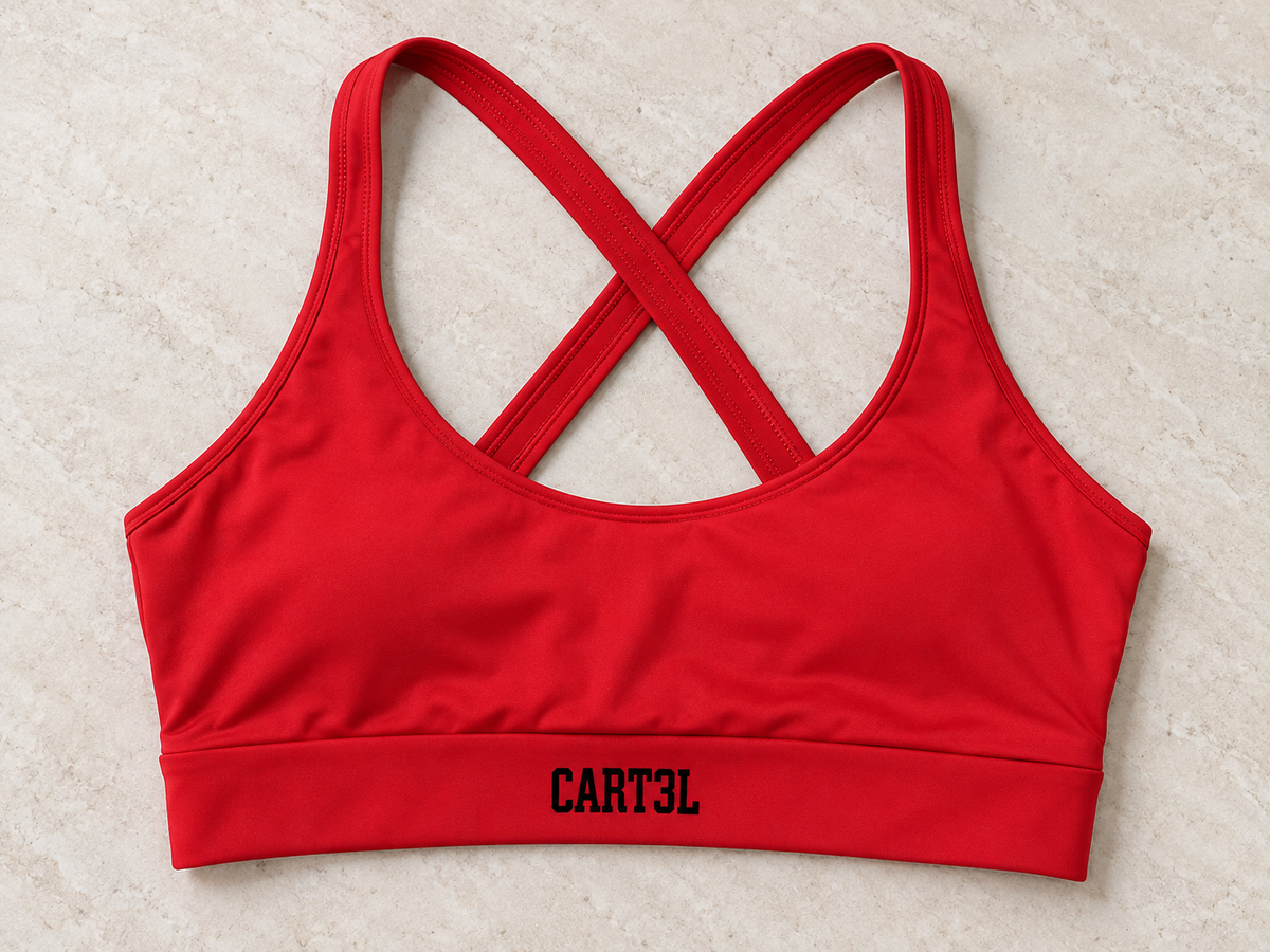 Top CART3L X vermelho — detalhe da peça. Imagem ilustrativa.